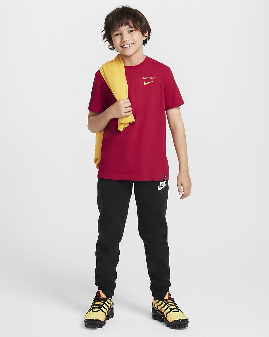 Liverpool F.C. Older Kids Nike Football T Shirt. Nike PH